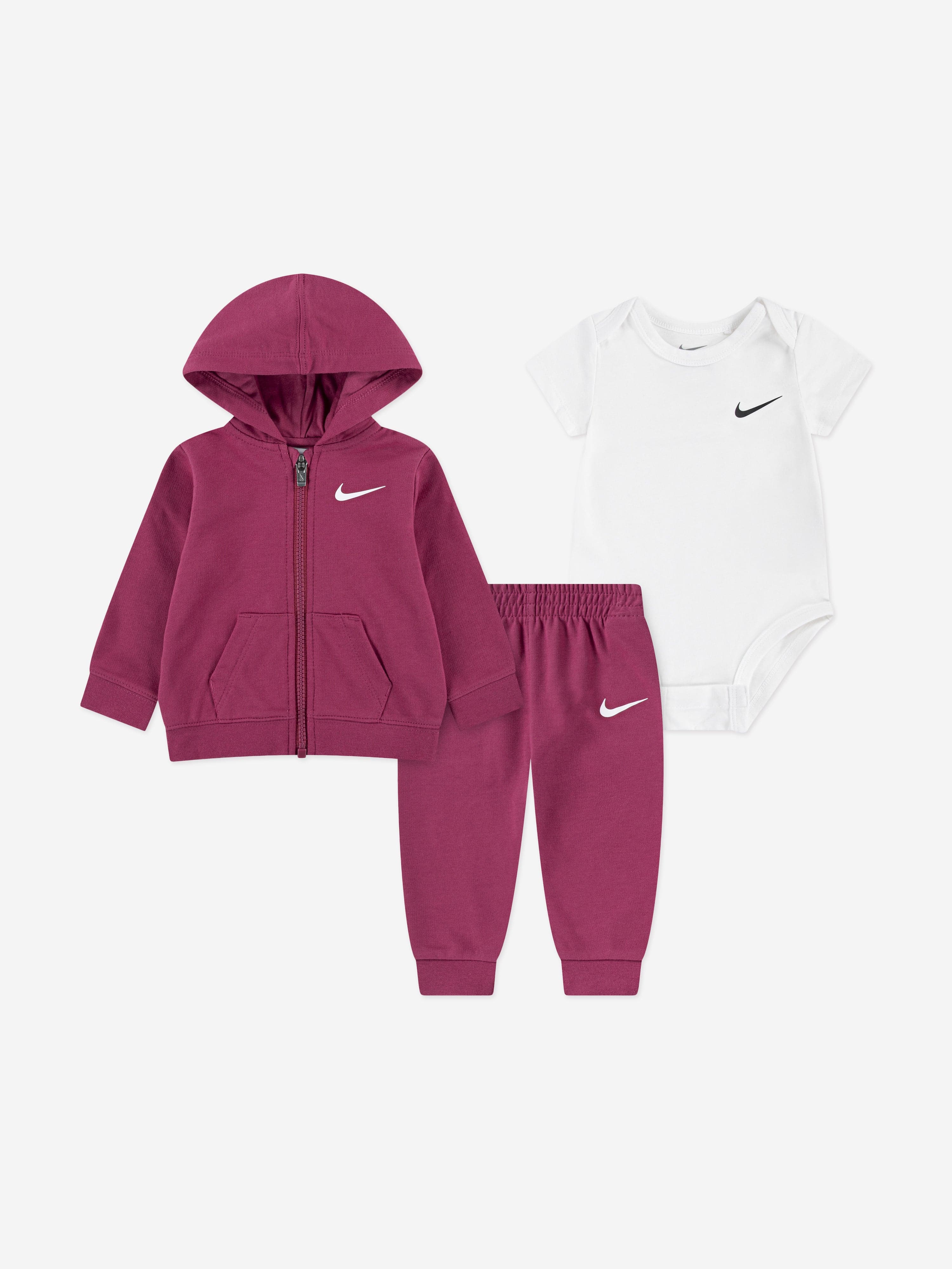 ladies nike tracksuit set