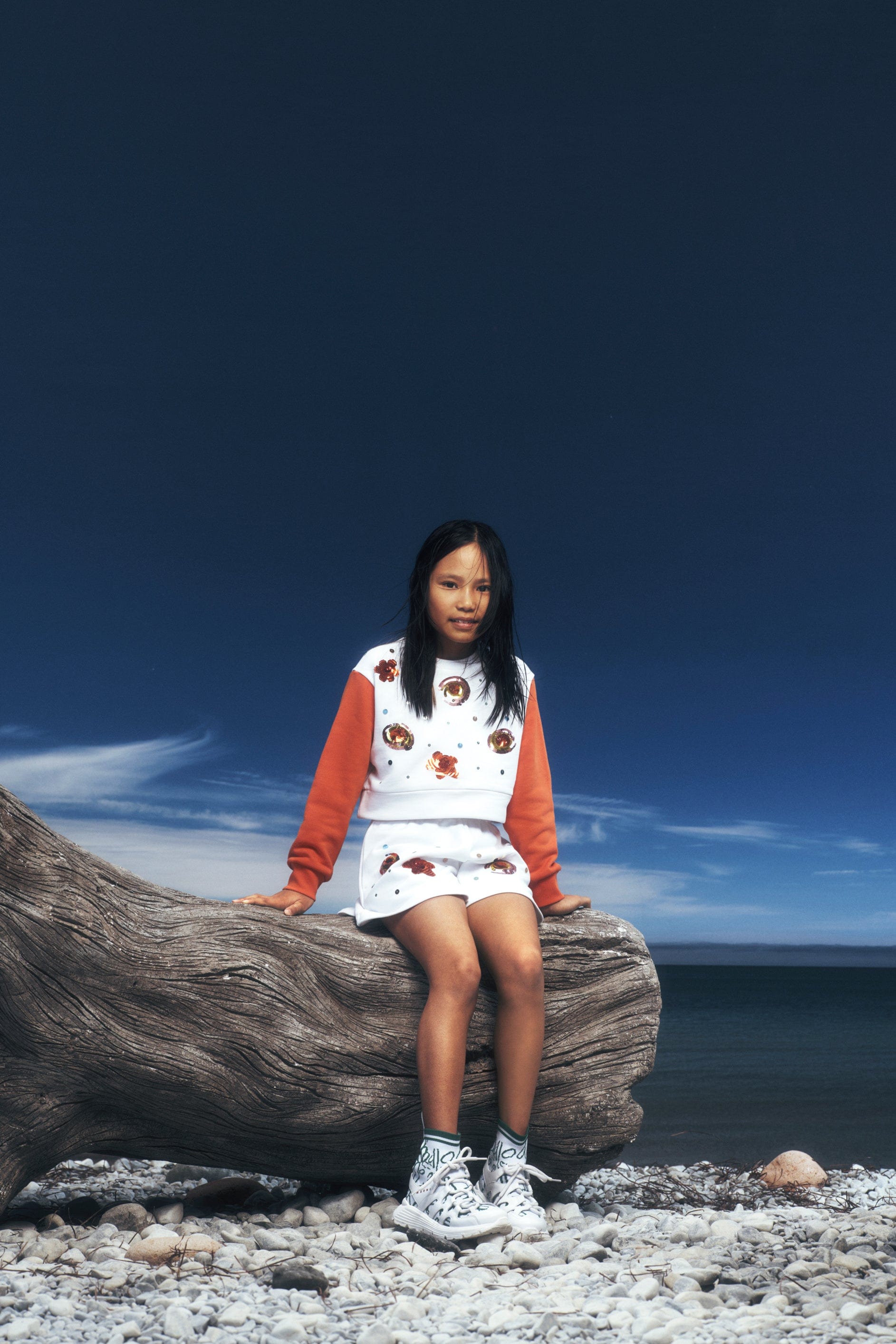 MARNI Girls Embellished Flower Sweatshirt in White | Childsplay