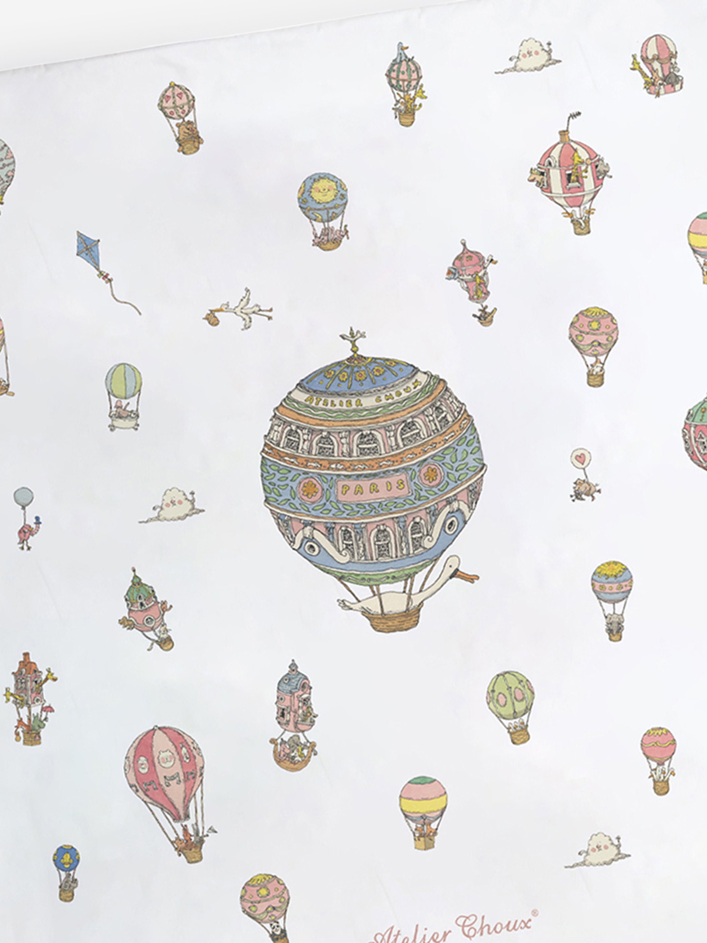 Atelier Choux Baby Reversible Hot Air Balloons / Carousel Quilt in