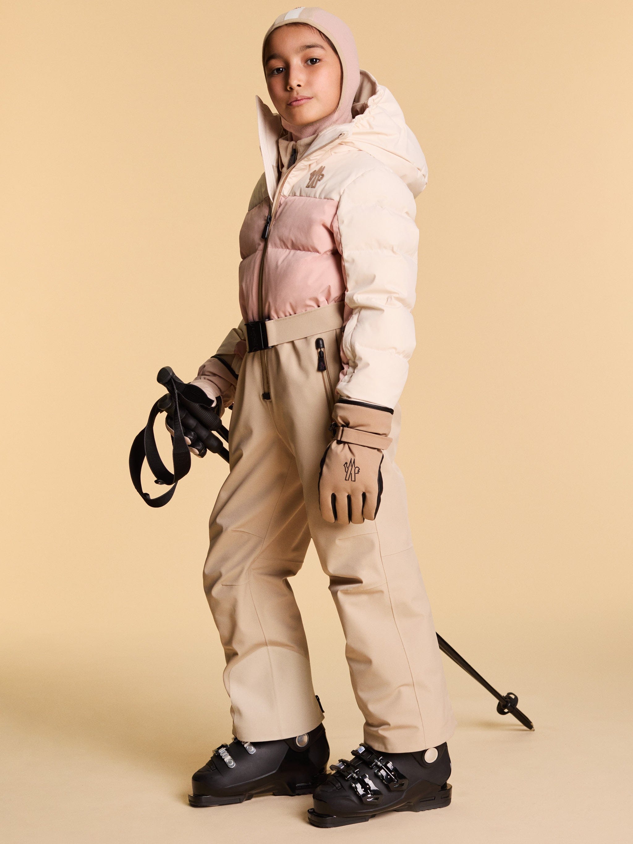 MONCLER GRENOBLE キッズ 上下セット 116cm Moncler Enfant Girls Grenoble Down Padded Ski Suit in Pink