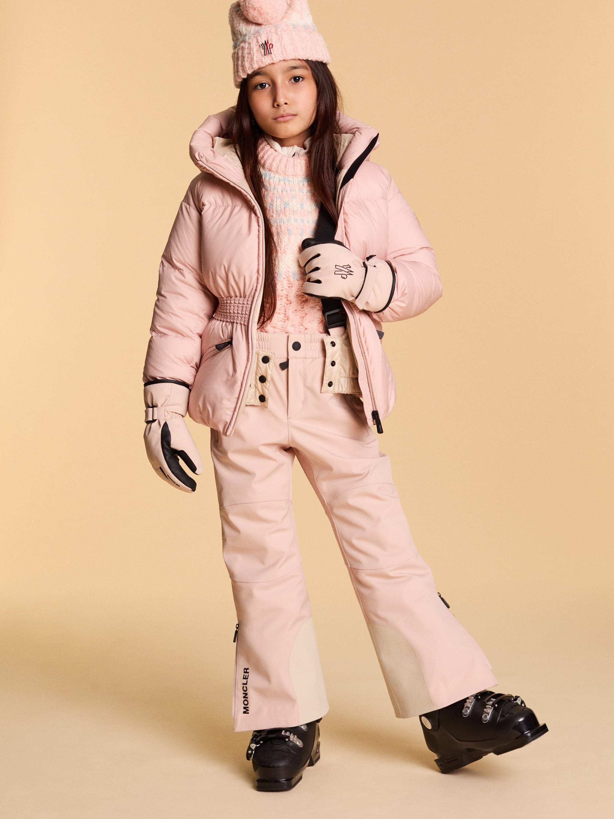 MONCLER　キッズグローブ Moncler Enfant Girls Grenoble Ski Gloves in Pink | Childsplay Clothing