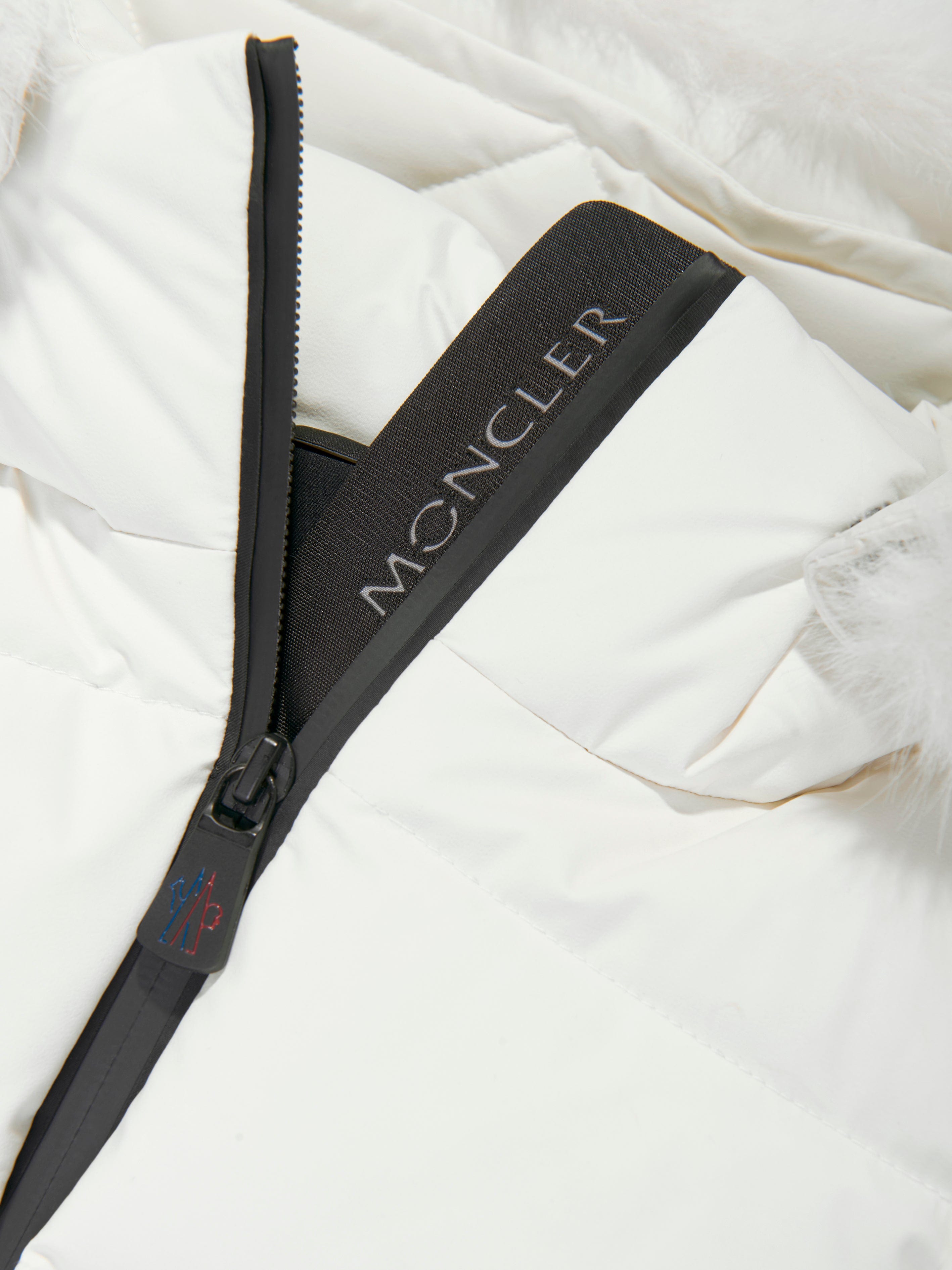 Moncler Enfant Girls Grenoble Down Padded New Guyane Jacket in