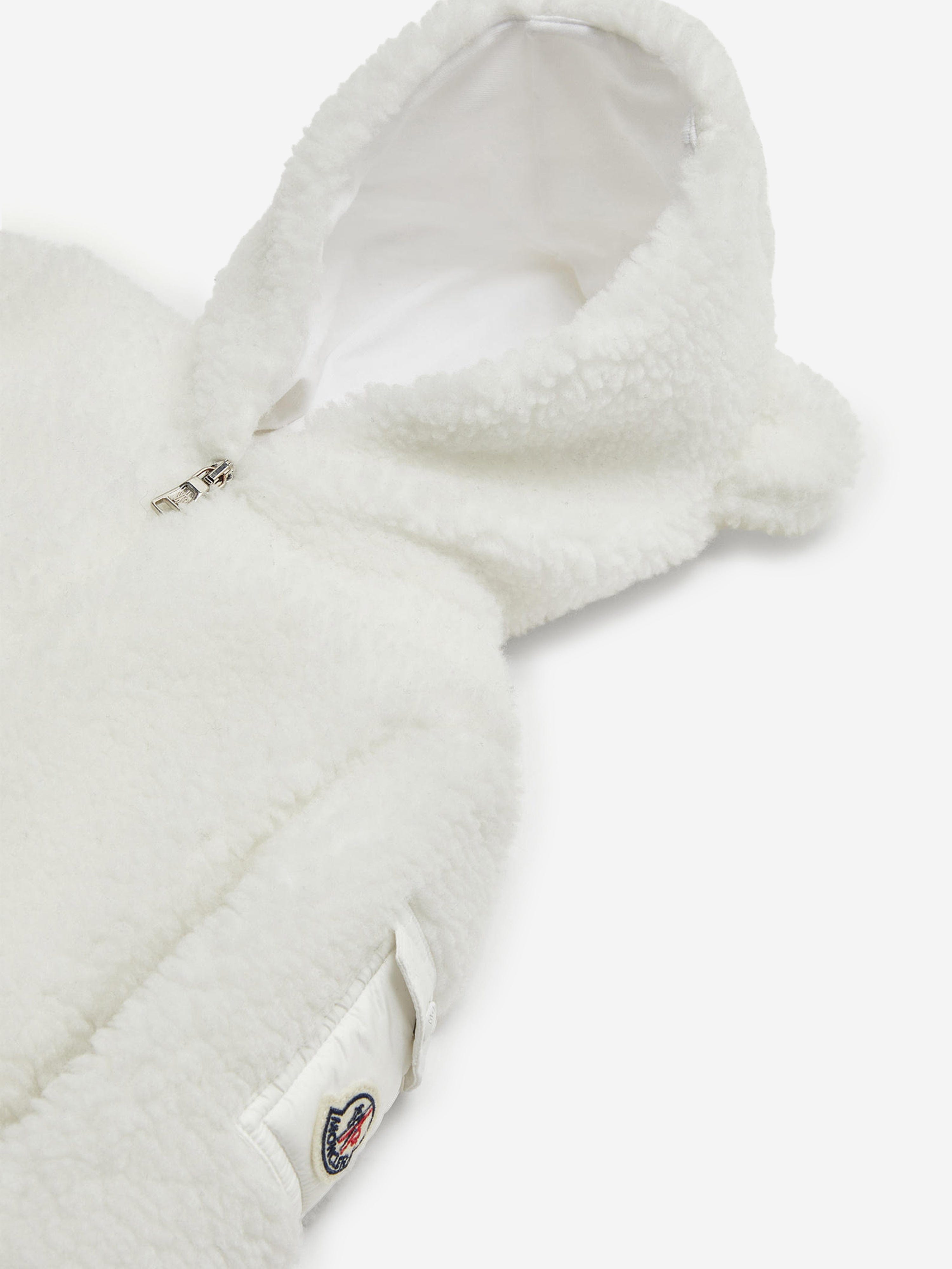 MONCLER フリースロンパース ホワイト Moncler Enfant Baby Teddy Fleece Romper in White | Childsplay Clothing