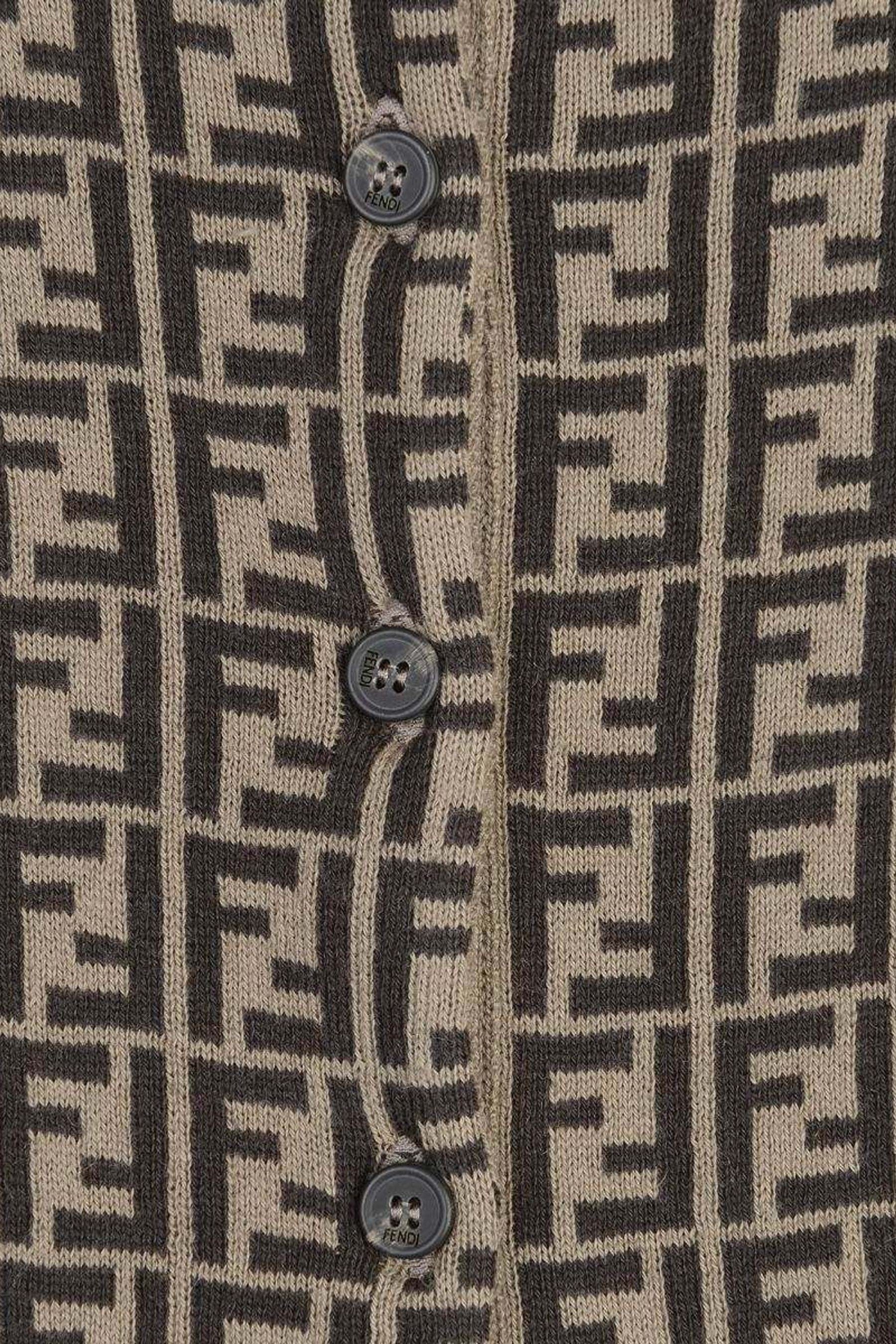 FENDI フェンディ　ベビー　セットアップ　12M FENDI（フェンディ） FENDI KIDS キッズ ベビー ギフトセット BUK096